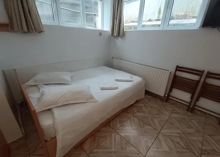 Lägenhet Casa Rezidentiala Pasteur *